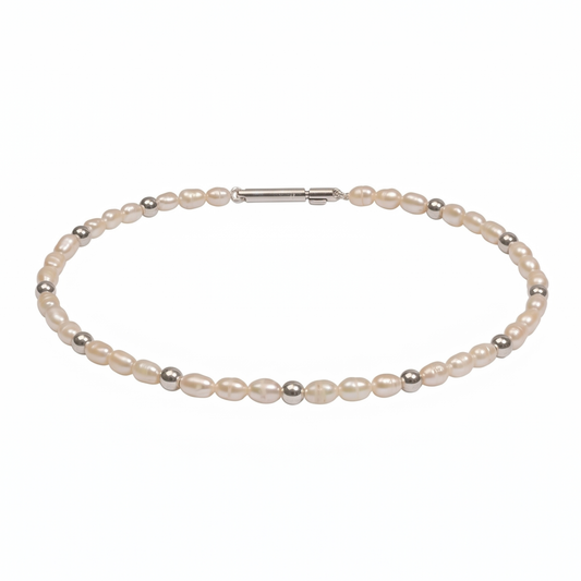 Perlenarmband mit Gold- oder Silberkugeln