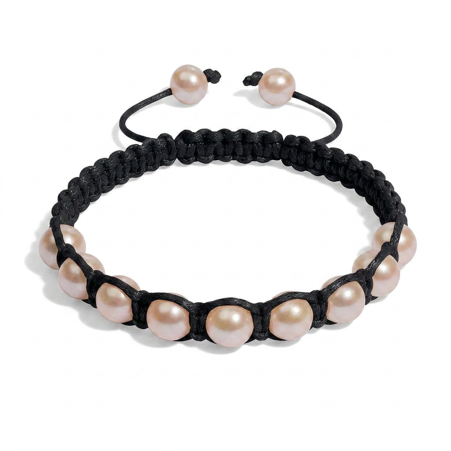 Schwarzes Makramee-Armband mit Süßwasserperlen