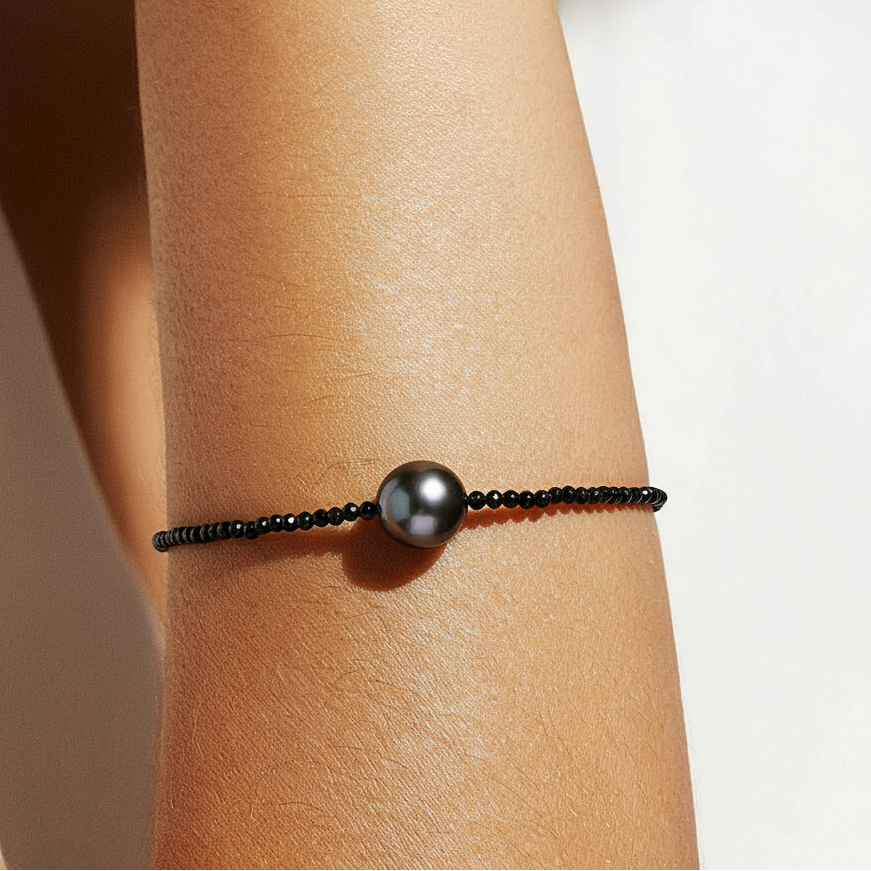 Perlenarmband mit Tahiti und Spinell, weitere Ansicht